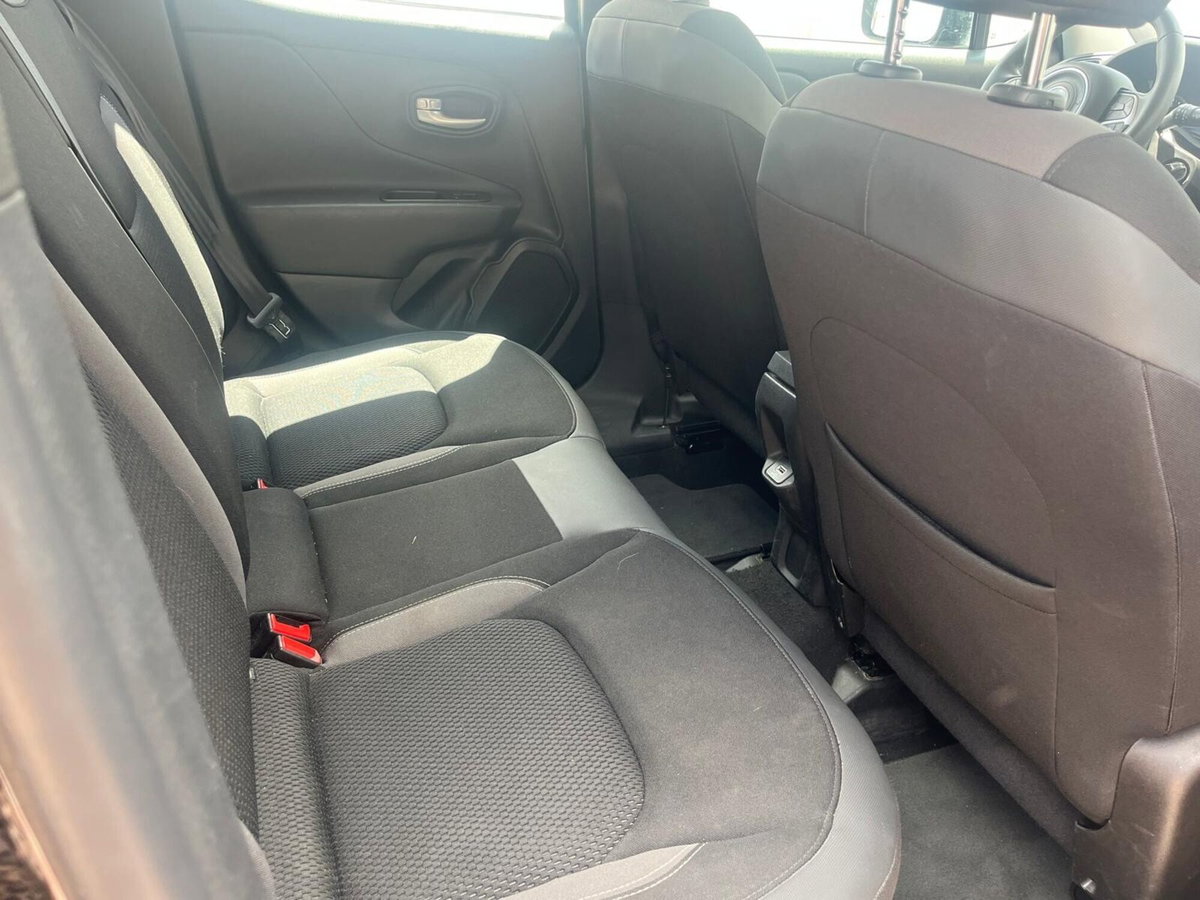 Jeep Renegade 1.6 Mjt 130 CV Longitude (14)