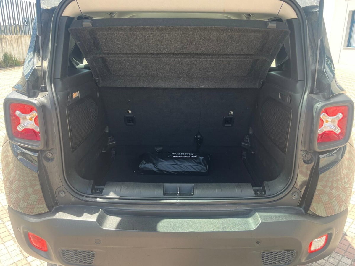 Jeep Renegade 1.6 Mjt 130 CV Longitude (18)