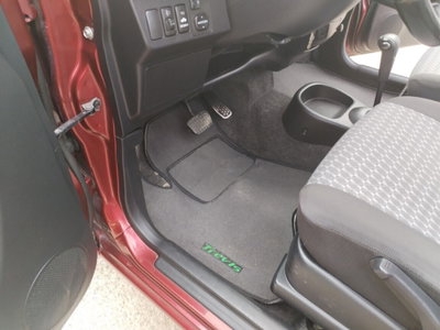 Daihatsu Trevis 1.0 (12)