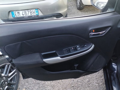Suzuki Baleno 1.2 Hybrid B-Top (10)