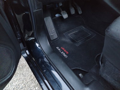Suzuki Baleno 1.2 Hybrid B-Top (12)
