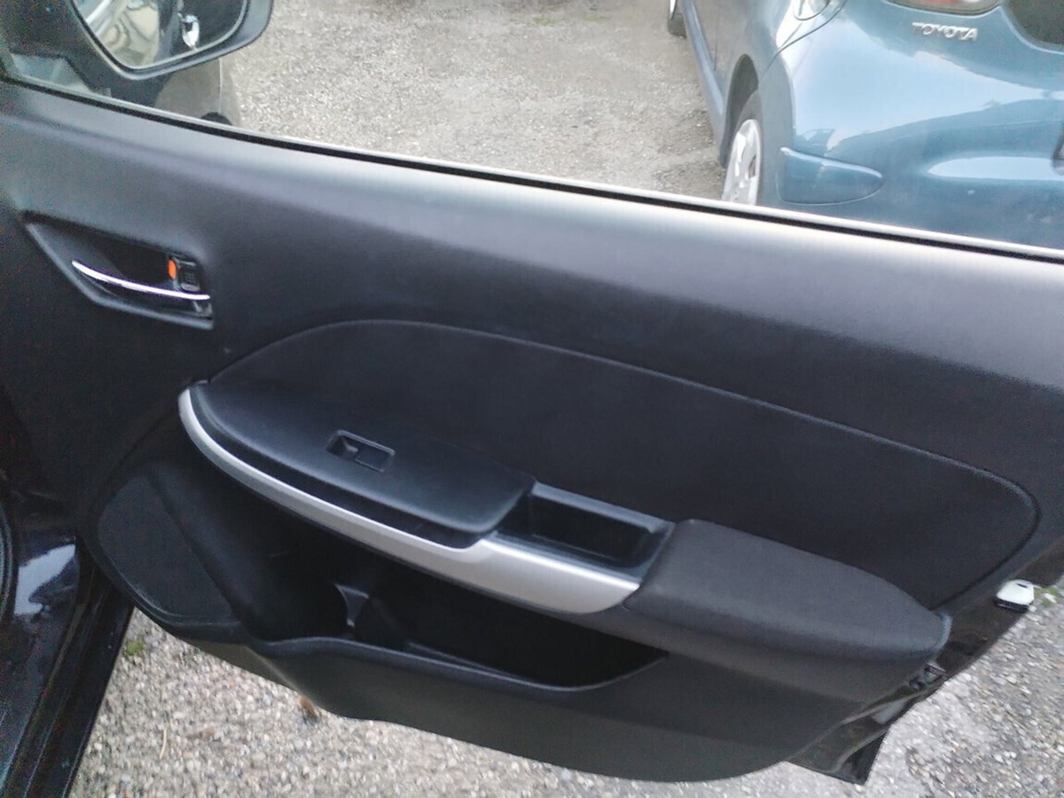 Suzuki Baleno 1.2 Hybrid B-Top (18)