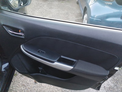 Suzuki Baleno 1.2 Hybrid B-Top (18)