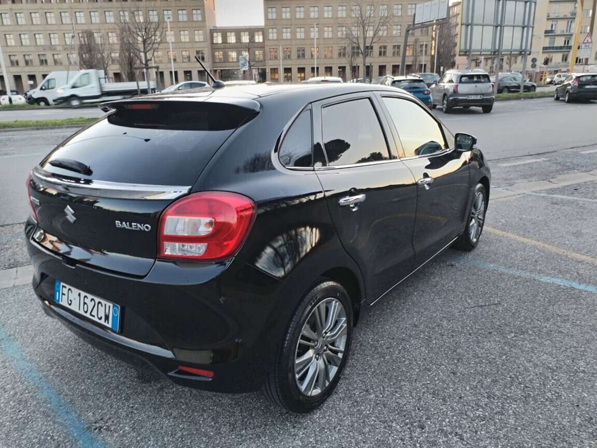 Suzuki Baleno 1.2 Hybrid B-Top (5)