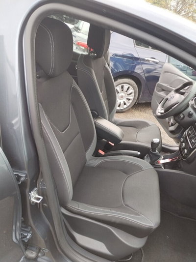 Renault Clio TCe 12V 90 CV GPL 5 porte Moschino Zen (16)