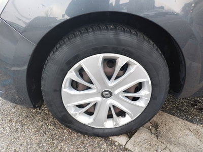 Renault Clio TCe 12V 90 CV GPL 5 porte Moschino Zen (8)