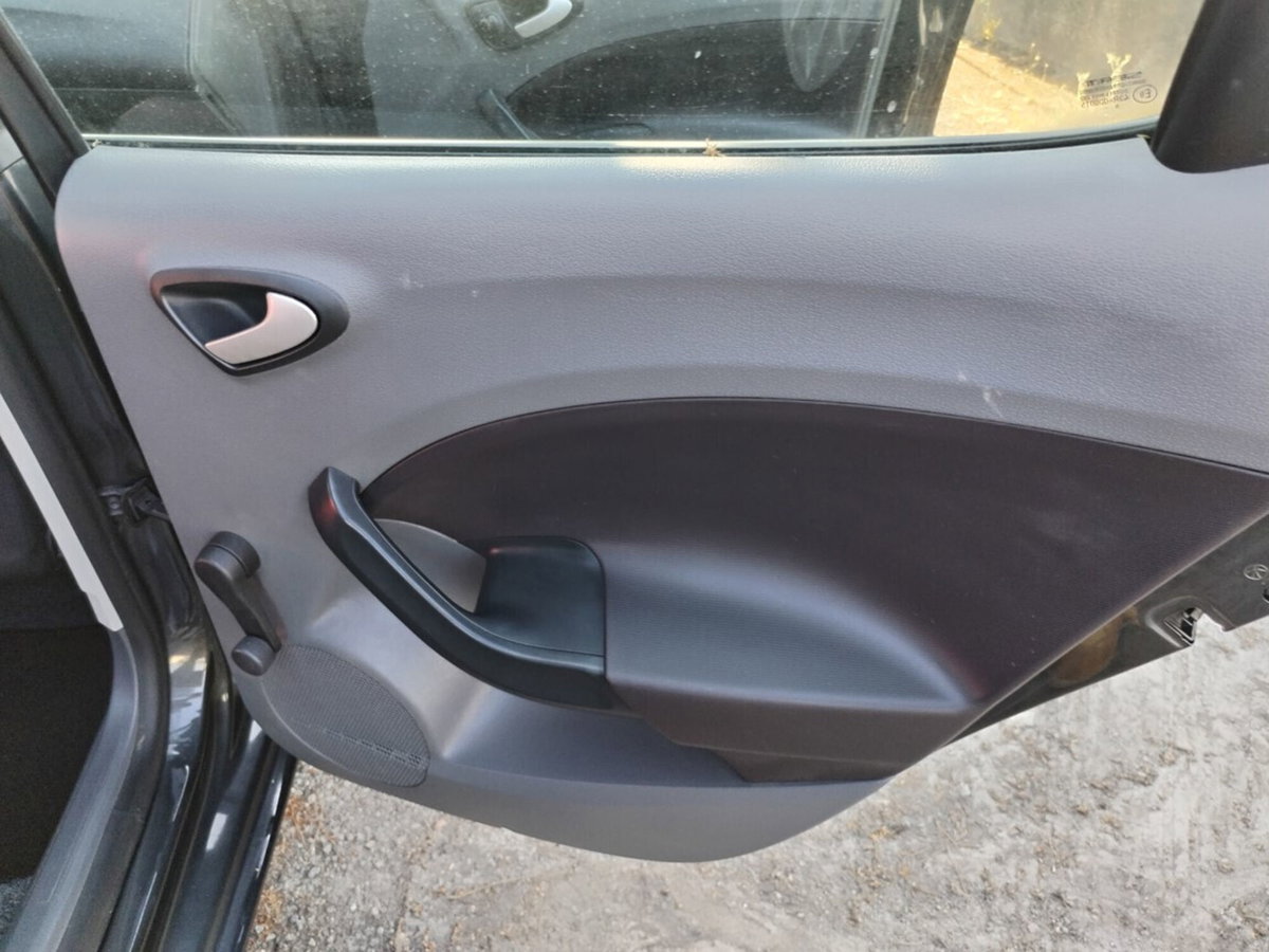SEAT Ibiza 1.2 12V 70CV 5p. Reference DUAL (18)