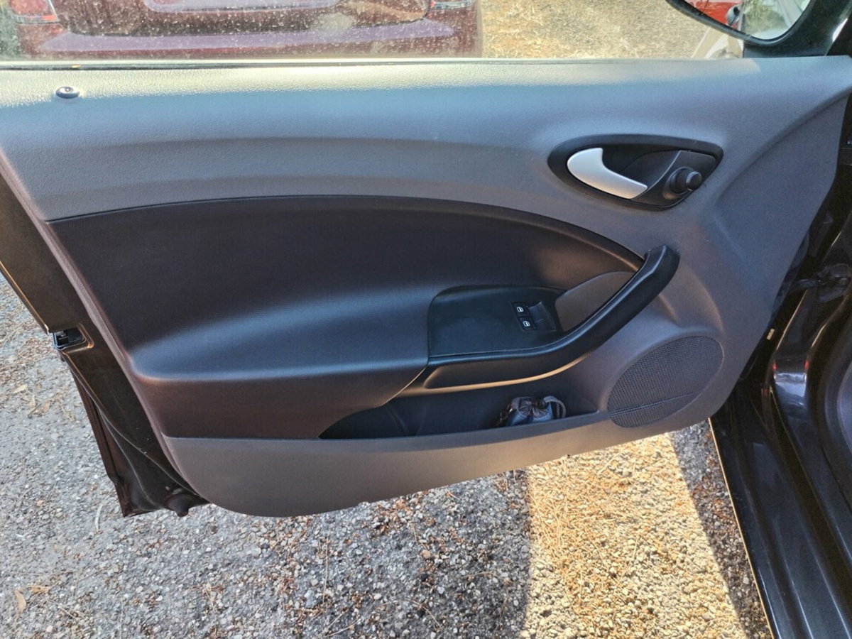 SEAT Ibiza 1.2 12V 70CV 5p. Reference DUAL (8)