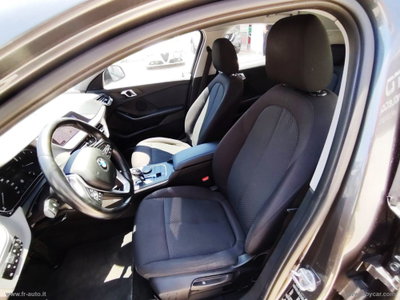 BMW Serie 1 116d 2.0 116CV cat 5 porte Attiva DPF (11)