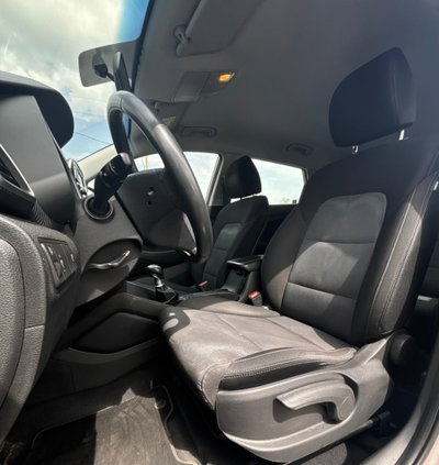 Hyundai Tucson 1.6 CRDi XTech (13)