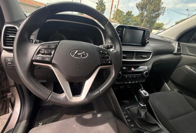 Hyundai Tucson 1.6 CRDi XTech (14)