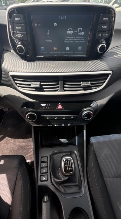 Hyundai Tucson 1.6 CRDi XTech (17)