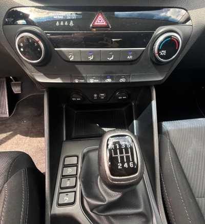 Hyundai Tucson 1.6 CRDi XTech (19)