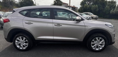 Hyundai Tucson 1.6 CRDi XTech (2)