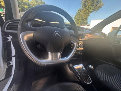 Citroen C3 1.4 HDi 70 Exclusive (13)