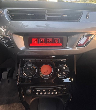 Citroen C3 1.4 HDi 70 Exclusive (18)