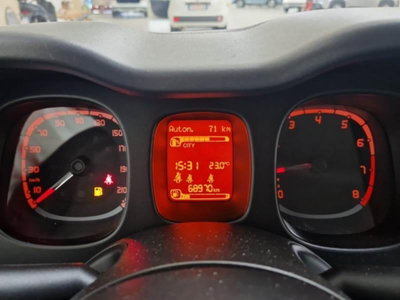 Fiat Panda 1.0 FireFly S&S Hybrid City Cross (6)