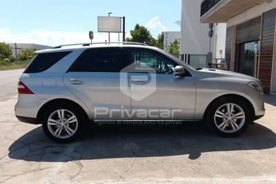 Mercedes-Benz Classe ML 250 BlueTEC 4Matic Sport (4)
