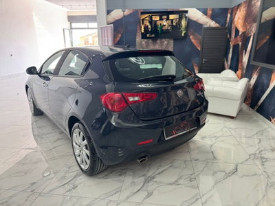 Alfa Romeo Giulietta 1.6 JTDm Super 120cv (4)