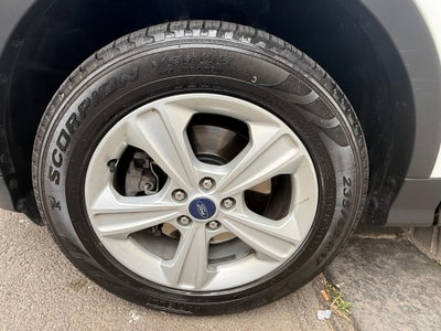 Ford Kuga 2.0 TDCI 120 CV S&S 2WD Titanium X (18)