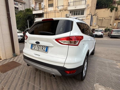 Ford Kuga 2.0 TDCI 120 CV S&S 2WD Titanium X (19)