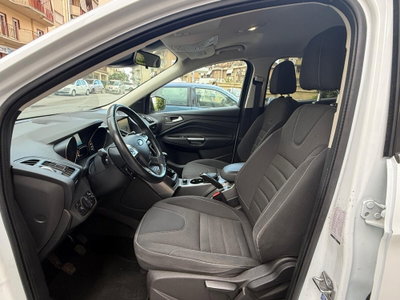 Ford Kuga 2.0 TDCI 120 CV S&S 2WD Titanium X (4)