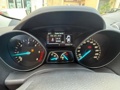 Ford Kuga 2.0 TDCI 120 CV S&S 2WD Titanium X (8)