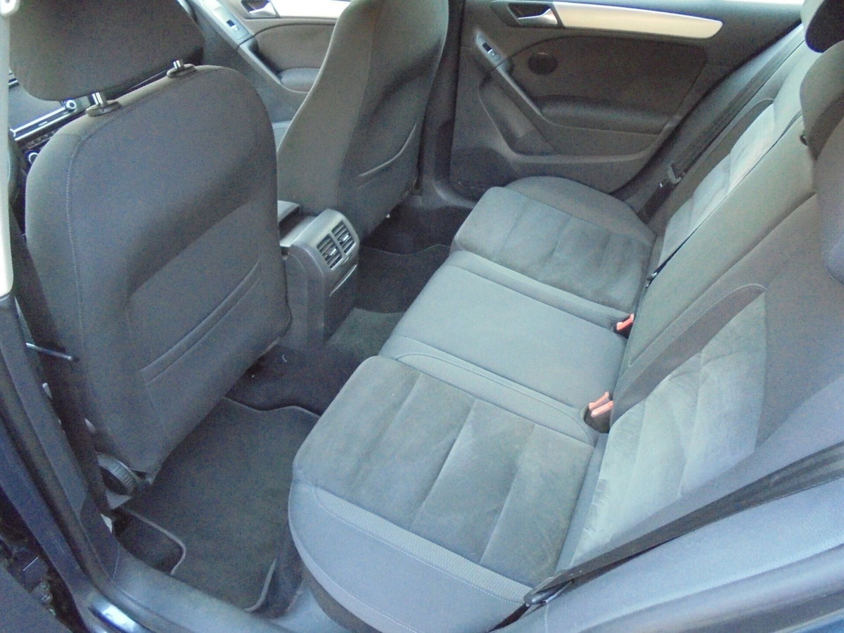 Volkswagen Golf 1.4 TSI 122CV 5p. Highline (10)