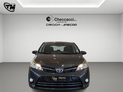 Toyota Verso 2.0 D Active 7 posti (2)