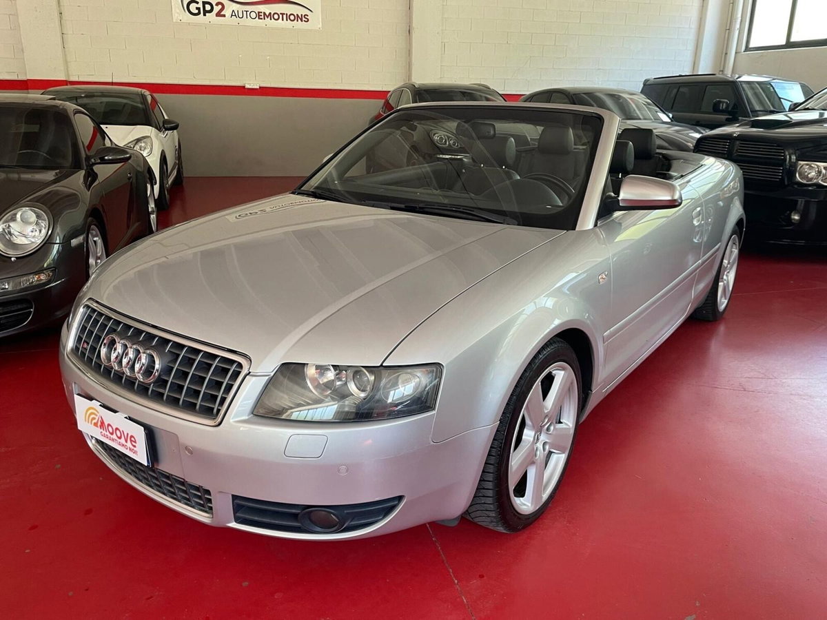 Audi S4 Cabrio Cabriolet 4.2 V8 quattro