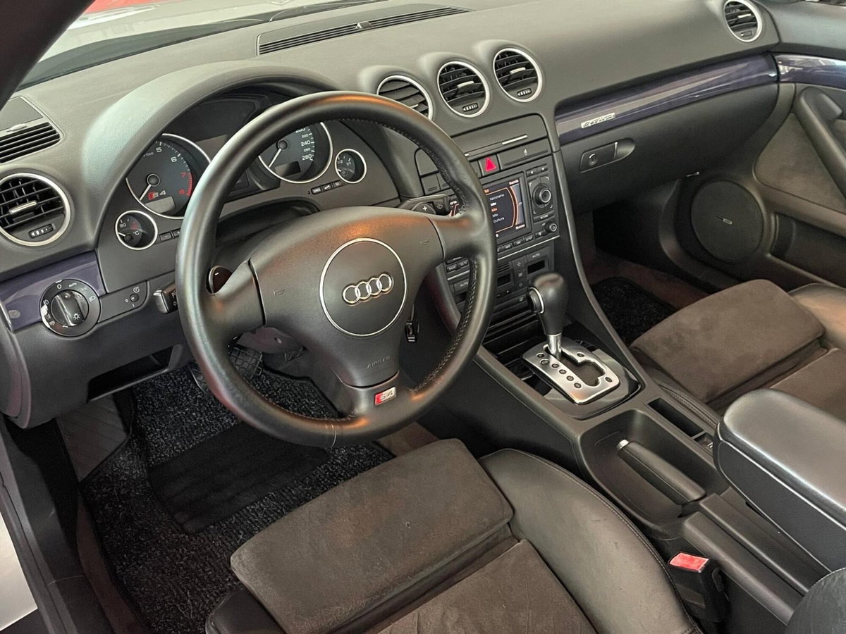 Audi S4 Cabrio Cabriolet 4.2 V8 quattro (10)