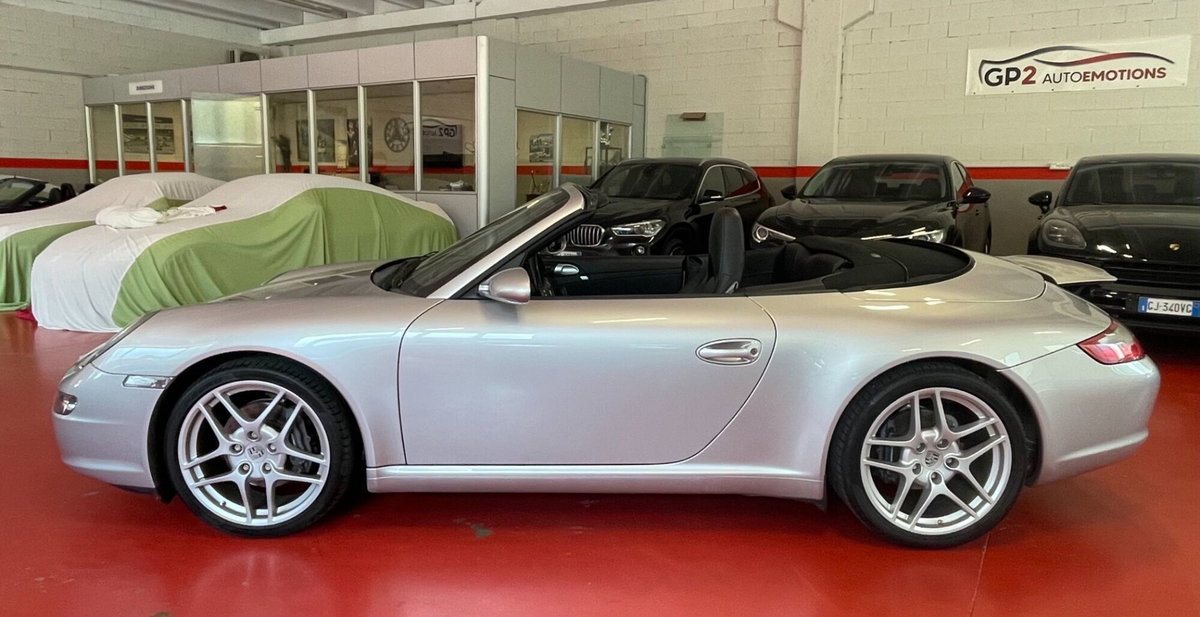 Porsche 911 Cabrio Carrera 4 (2)