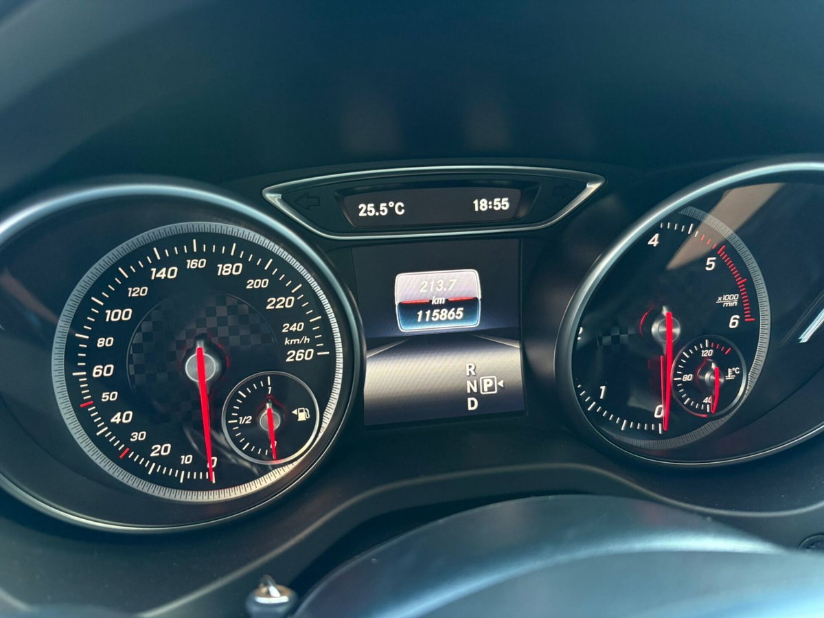 Mercedes-Benz Classe A 180 d Automatic Premium (10)
