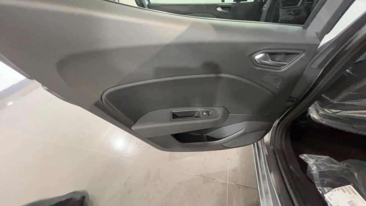 Renault Clio TCe 100 CV GPL 5 porte Techno (9)