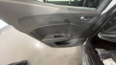 Renault Clio TCe 100 CV GPL 5 porte Techno (9)