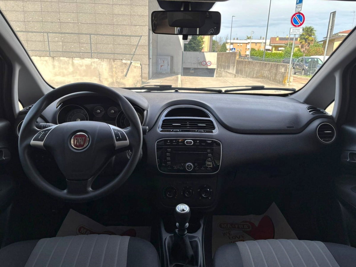 Fiat Punto 1.2 8V 5 porte Street (10)