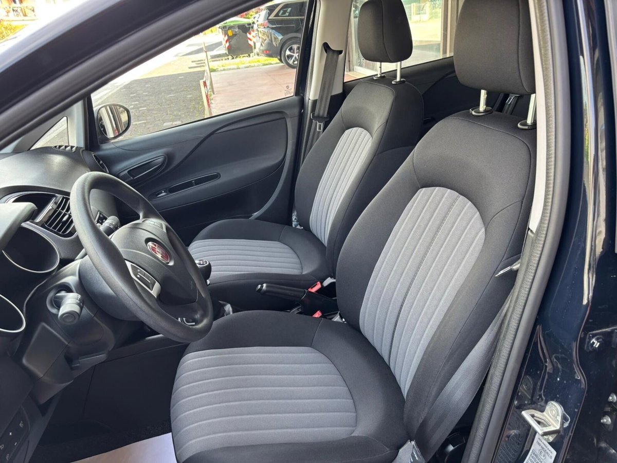 Fiat Punto 1.2 8V 5 porte Street (12)