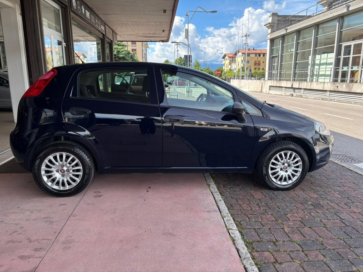 Fiat Punto 1.2 8V 5 porte Street (17)