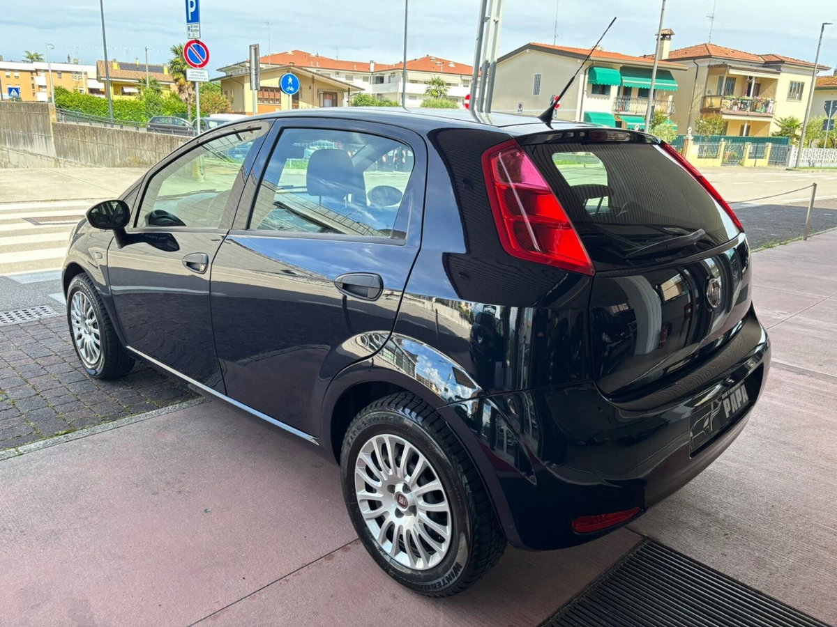 Fiat Punto 1.2 8V 5 porte Street (3)