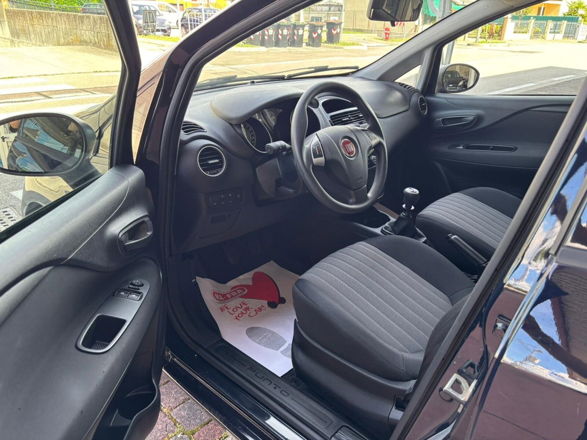 Fiat Punto 1.2 8V 5 porte Street (7)