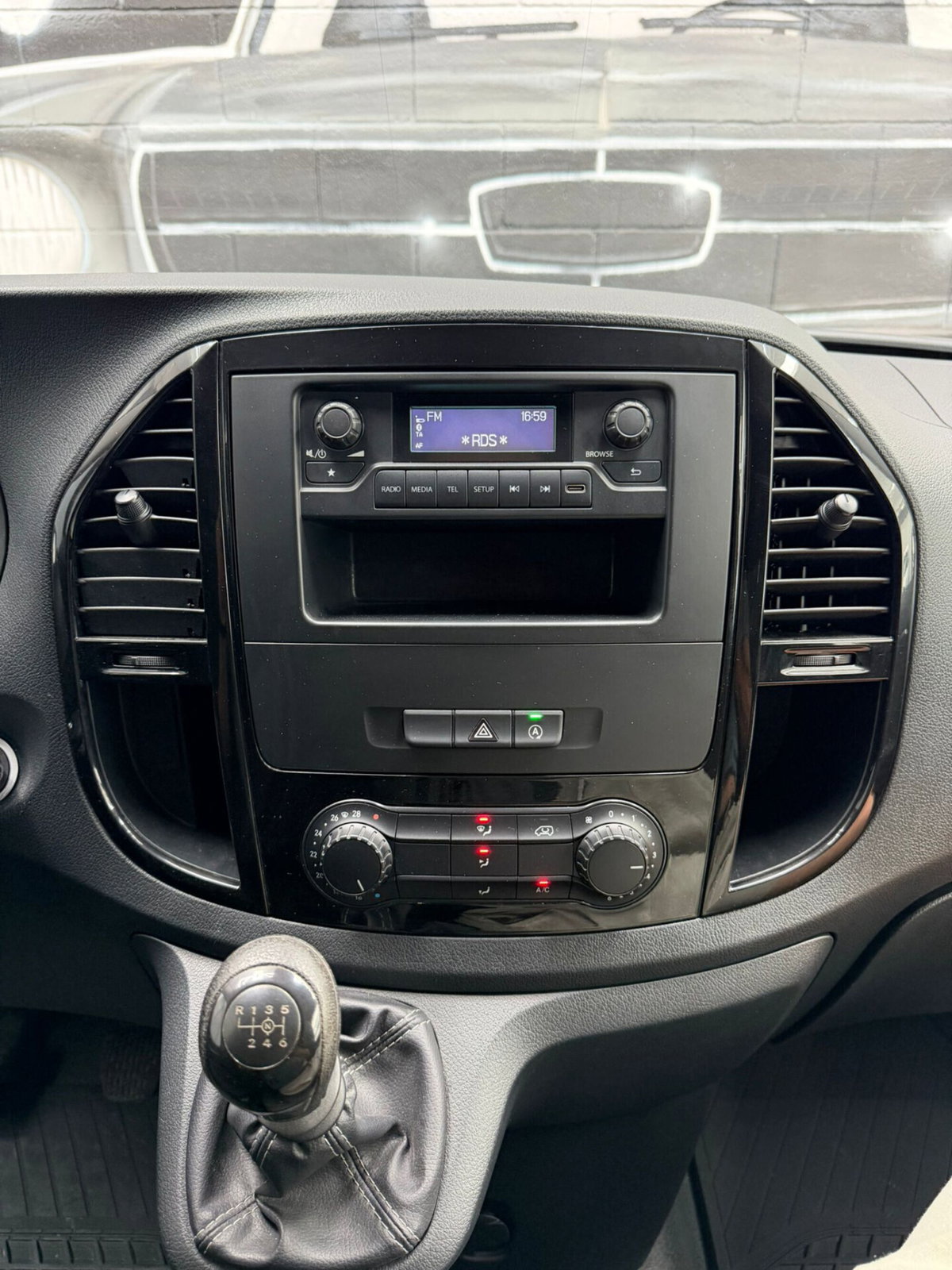 Mercedes-Benz Vito 1.7 110 CDI PC Mixto Compact (13)