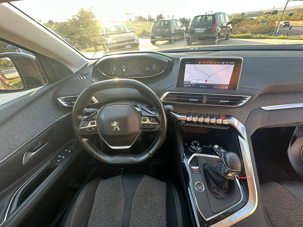 Peugeot 3008 BlueHDi 130 S&S Allure (15)