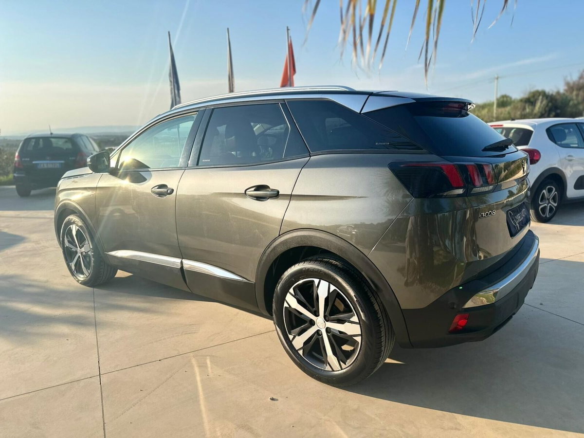 Peugeot 3008 BlueHDi 130 S&S Allure (8)
