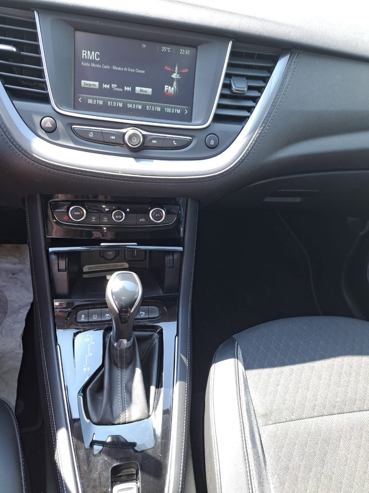 Opel Grandland X 1.5 diesel Ecotec Start&Stop Ultimate (18)