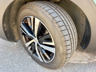 Peugeot 5008 BlueHDi 130 S&S EAT8 GT Line (14)