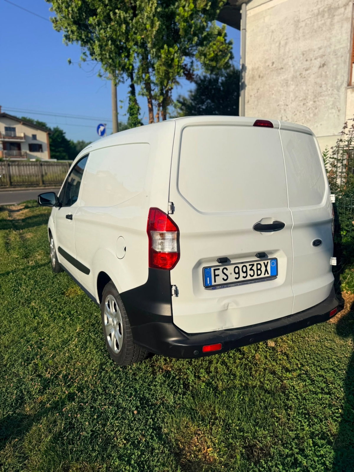 Ford Transit Courier 1.5 TDCi 75CV  Trend (4)