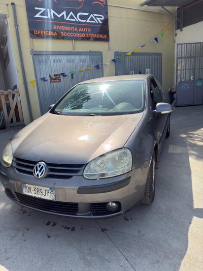 Volkswagen Golf 1.6 3p. Comfortline BiFuel G (2)