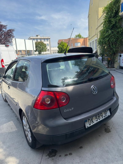 Volkswagen Golf 1.6 3p. Comfortline BiFuel G (4)