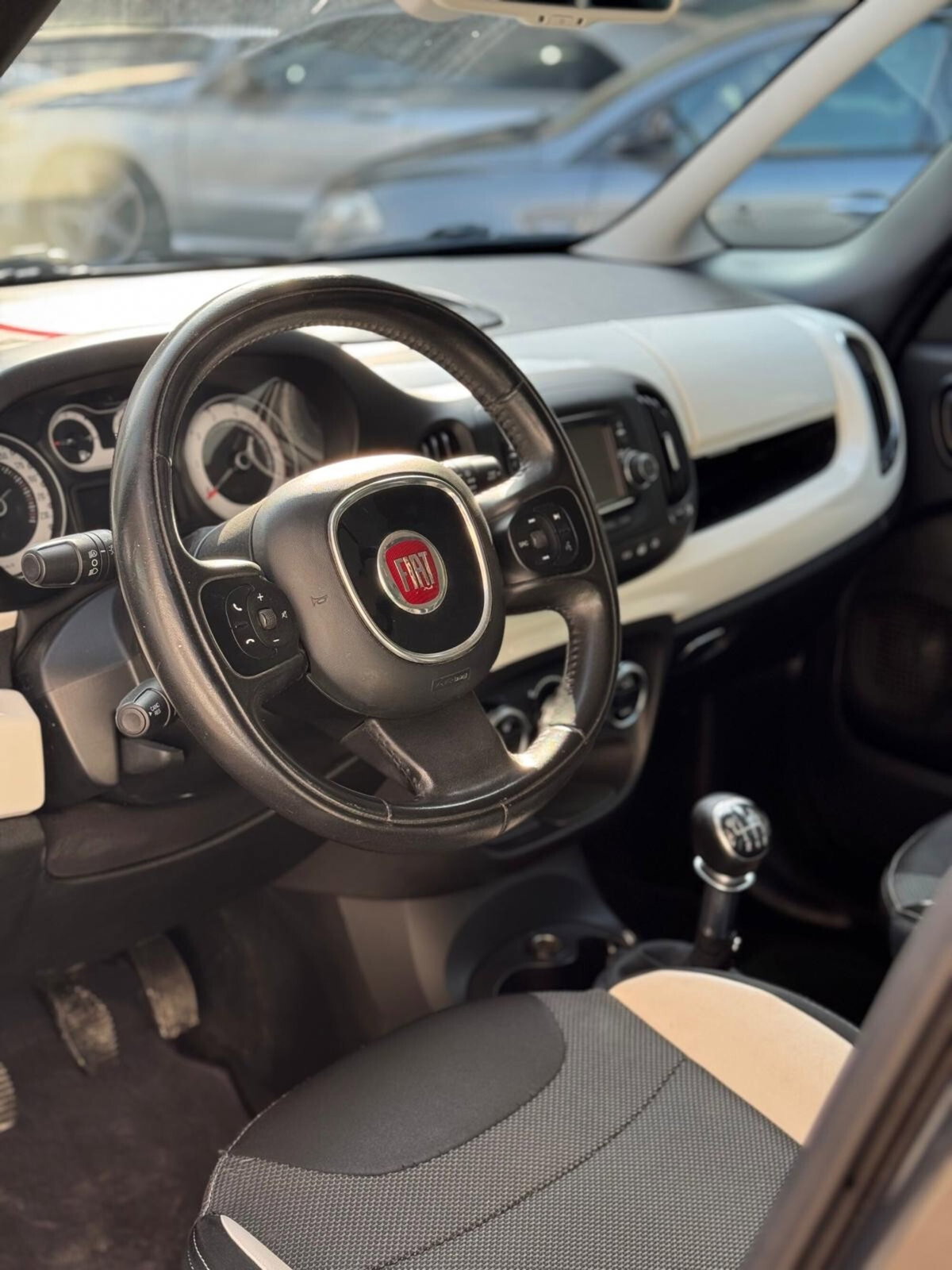 Fiat 500L 1.6 Multijet 105 CV Trekking (4)
