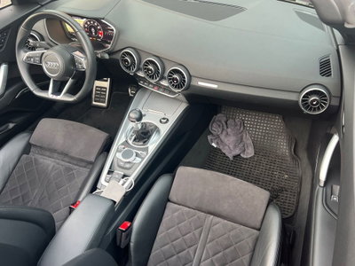 Audi TT Cabrio 2.0 TFSI (14)